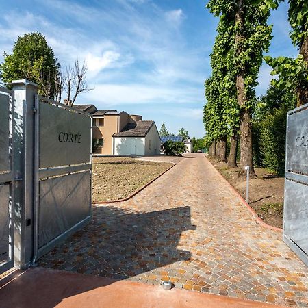Agriturismo Corte Casello Gazoldo degli Ippoliti Exteriör bild