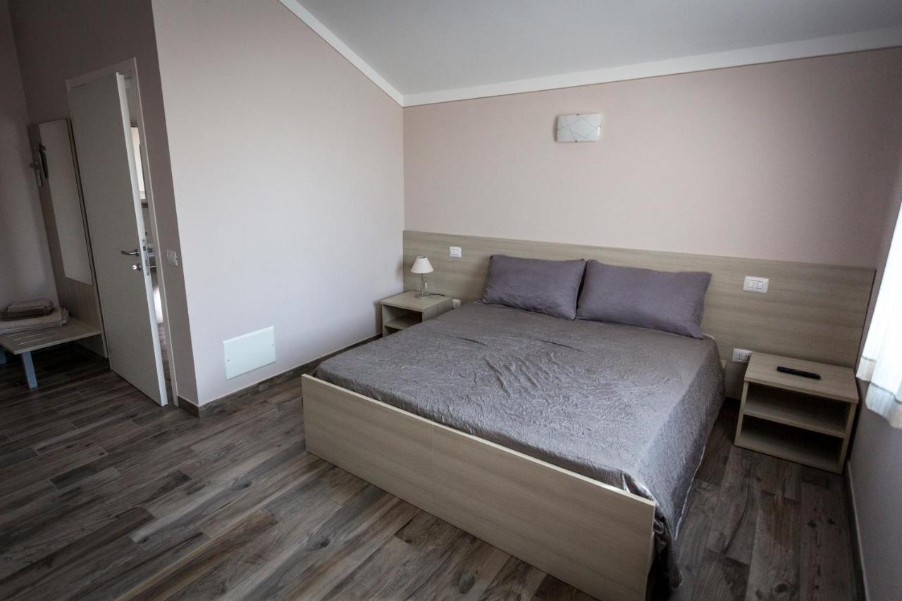 Agriturismo Corte Casello Gazoldo degli Ippoliti Exteriör bild