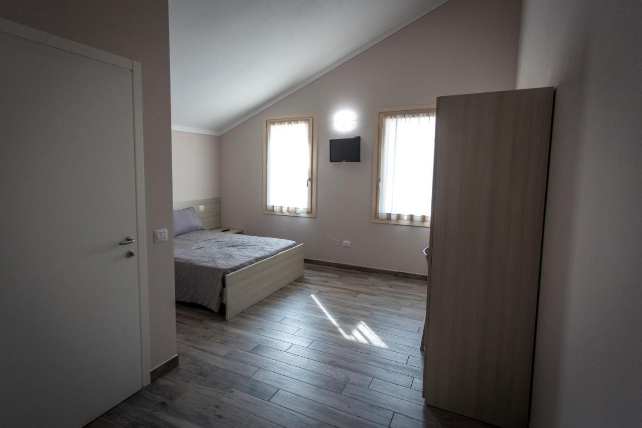 Agriturismo Corte Casello Gazoldo degli Ippoliti Exteriör bild